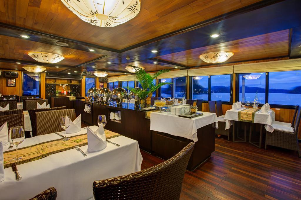 Syrena Cruises Hotel Ха Лонг Екстериор снимка