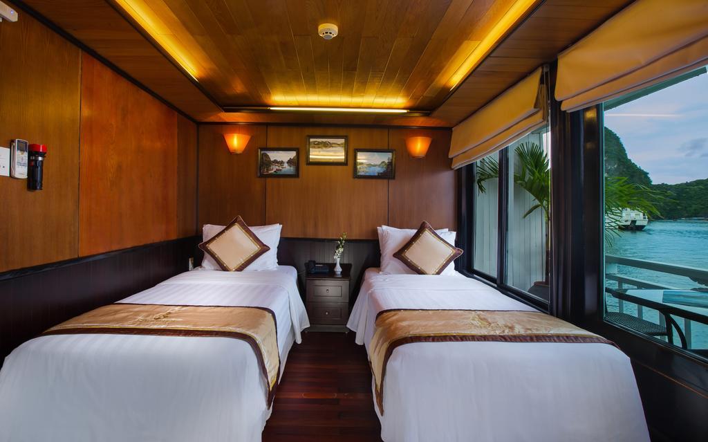 Syrena Cruises Hotel Ха Лонг Екстериор снимка